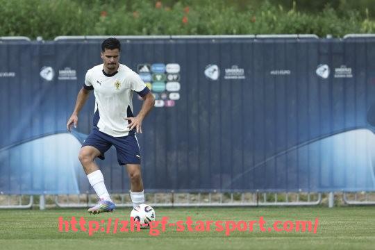 星空体育app-法甲历史球星榜单与荣誉生涯盘点